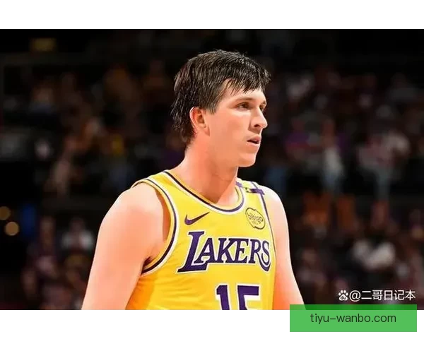 湖人后卫里夫斯左侧腹斜肌二级拉伤预计缺席四至六周